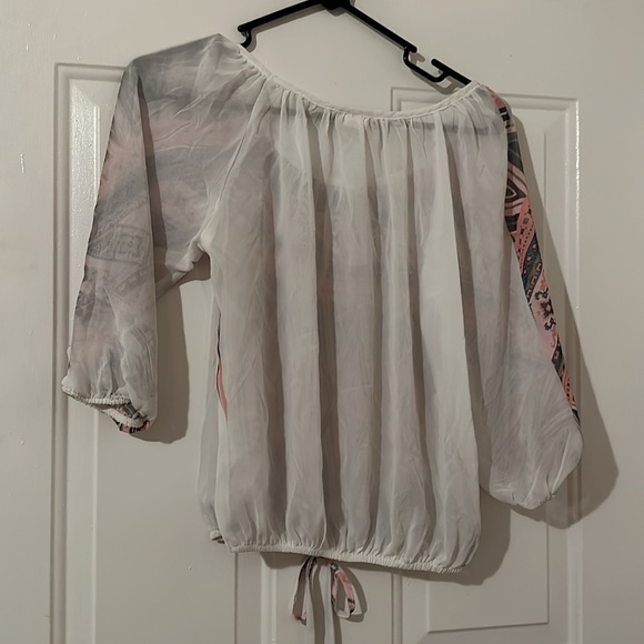 Sheer crop blouse - Picture 2 of 3